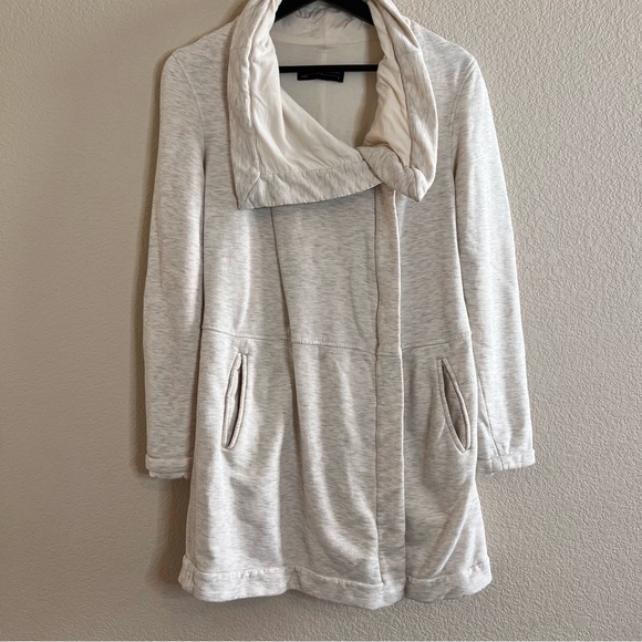 Peruvian Connection Athleisure Jacket Size Small - Picture 2 of 10